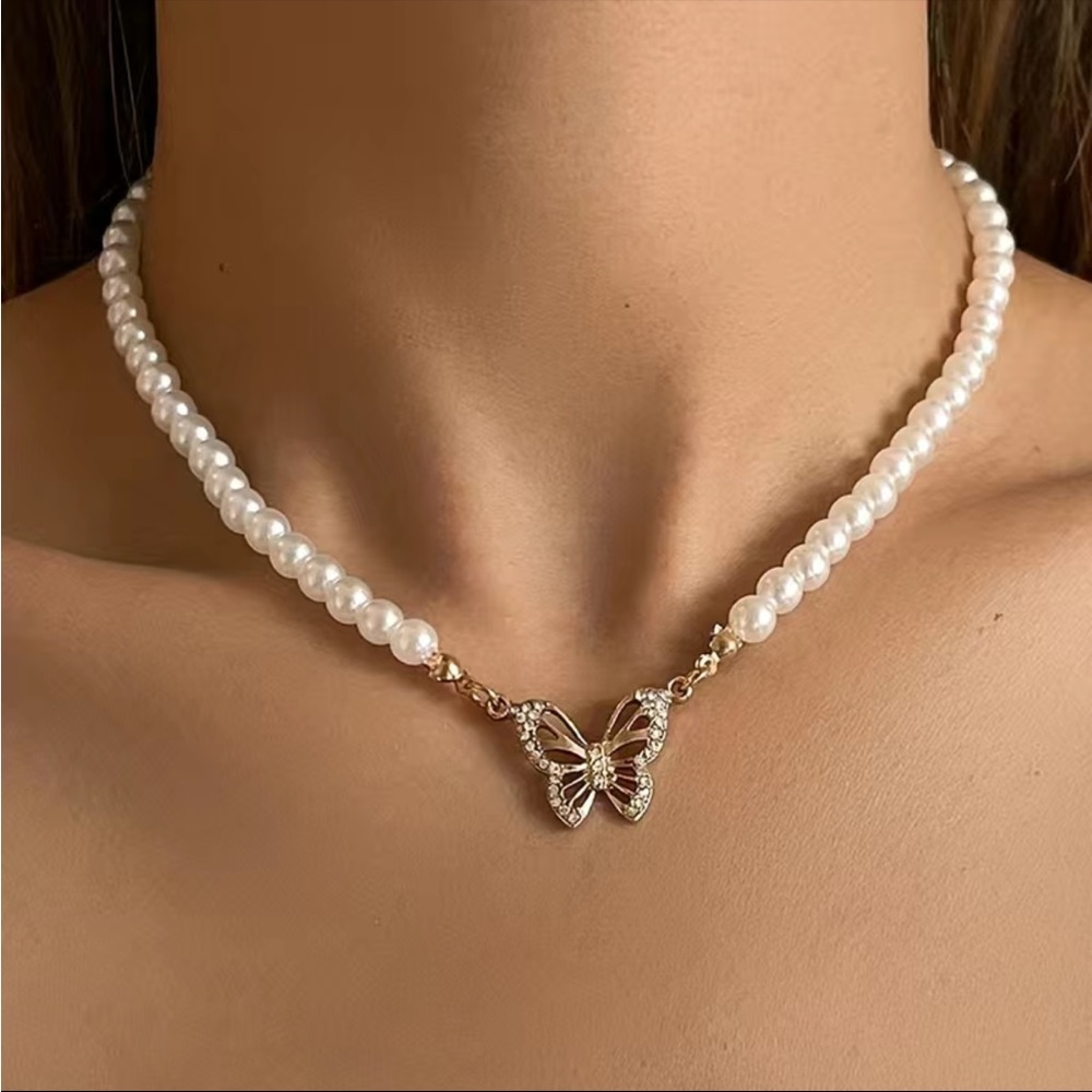 COPY - New Bonnie Boom Collection Faux Pearl Butterfly Pendant Necklace